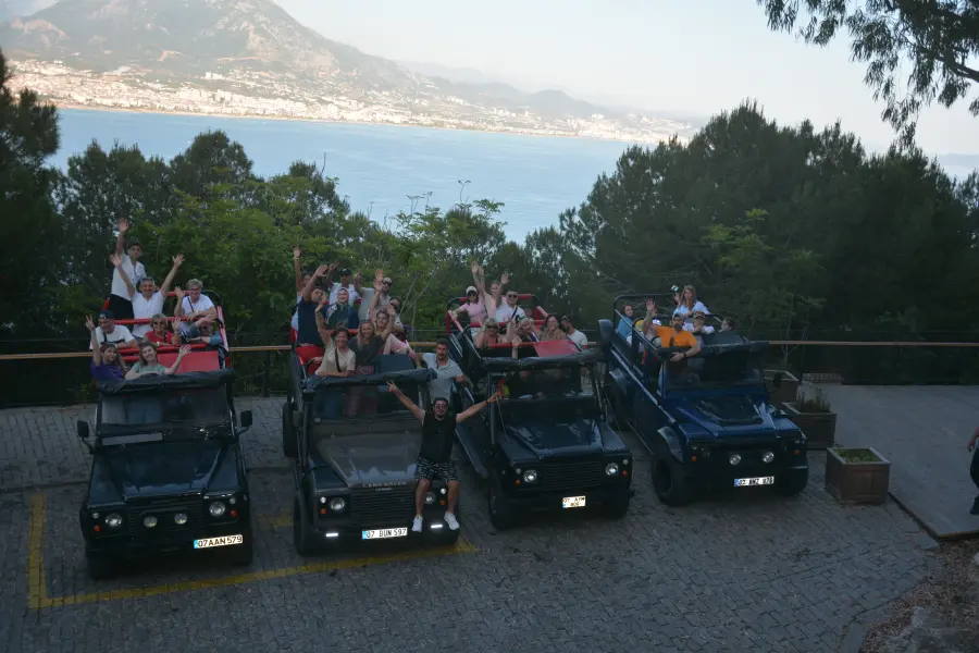 NIGHT SAFARI BOAT DISCO 10 in 1